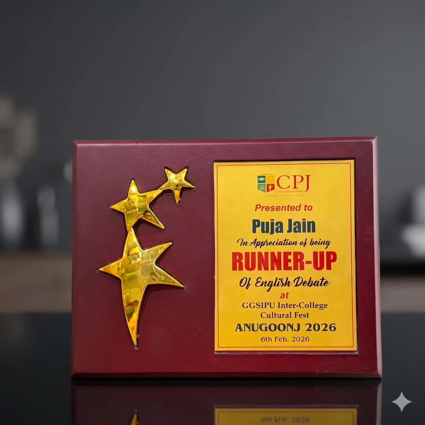 Shining star plaque