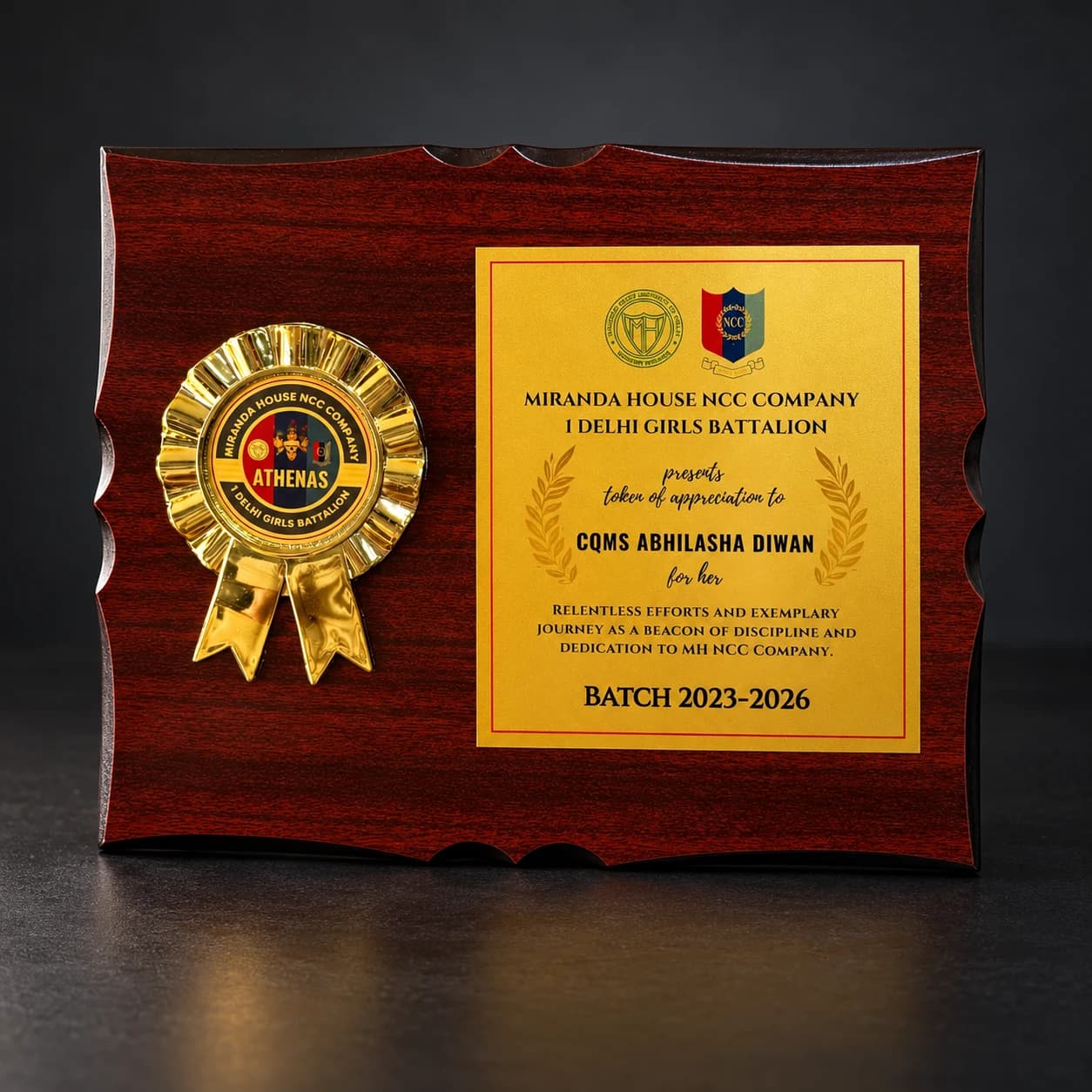 Wooden presentation memento